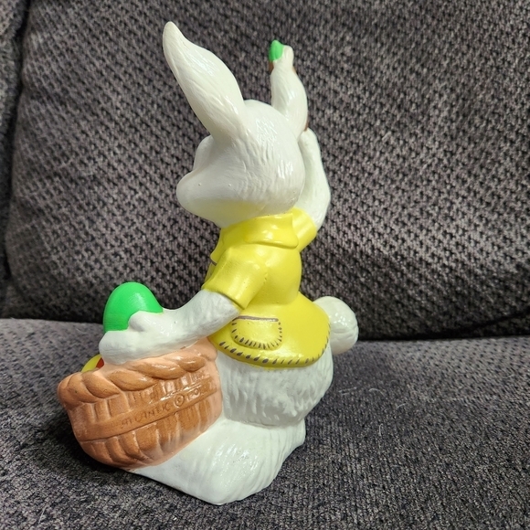 Hand Painted Easter Bunny Rabbit Painted Easter Eggs - Picture 5 of 7